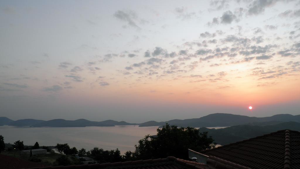 Guesthouse Mitsiopoulou Neo Chorio Esterno foto